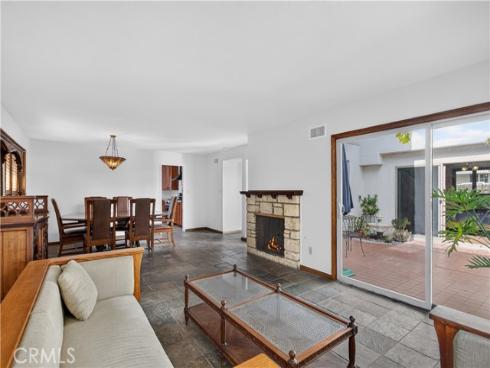 2533 E Tennyson , Anaheim, CA