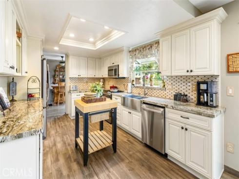 280 S Brookside Court, Anaheim, CA