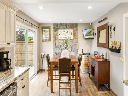 280 S Brookside Court, Anaheim, CA