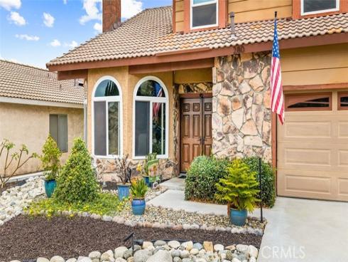 280 S Brookside Court, Anaheim, CA