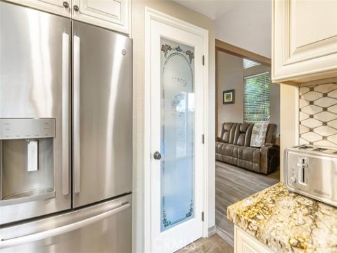 280 S Brookside Court, Anaheim, CA