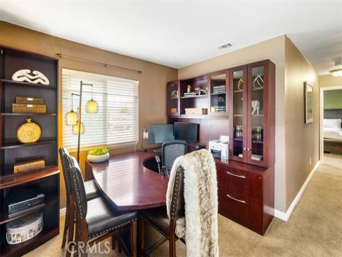 280 S Brookside Court, Anaheim, CA
