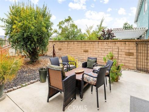 280 S Brookside Court, Anaheim, CA