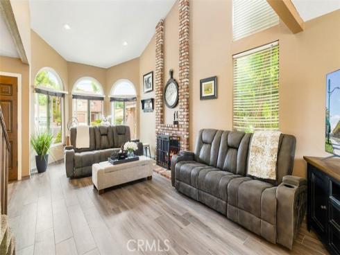280 S Brookside Court, Anaheim, CA