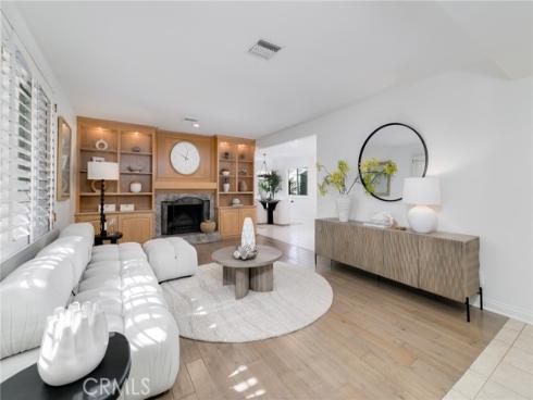 1102 S Reseda , Anaheim, CA