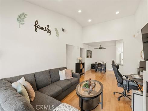 3525 W Greentree G Circle, Anaheim, CA