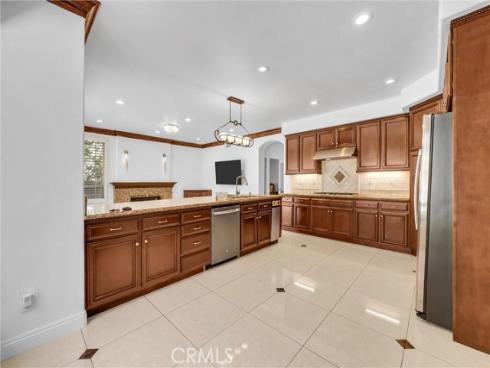 7521 E Hollow Oak   Road, Anaheim, CA