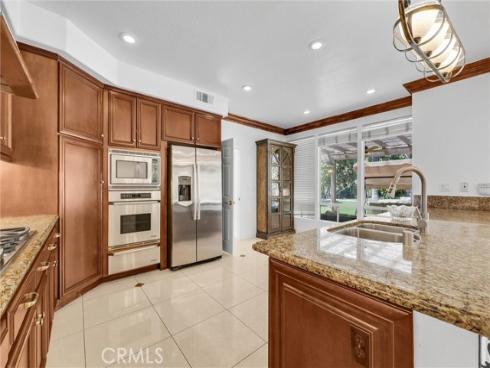 7521 E Hollow Oak   Road, Anaheim, CA