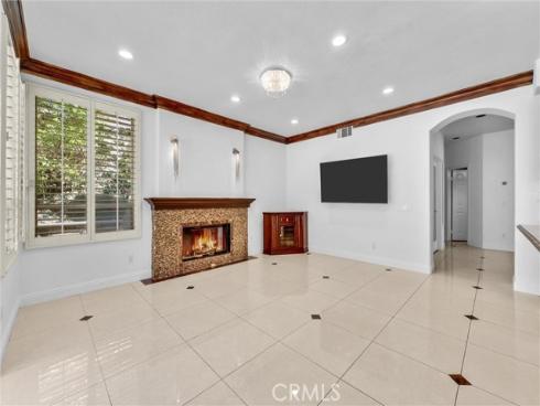 7521 E Hollow Oak   Road, Anaheim, CA
