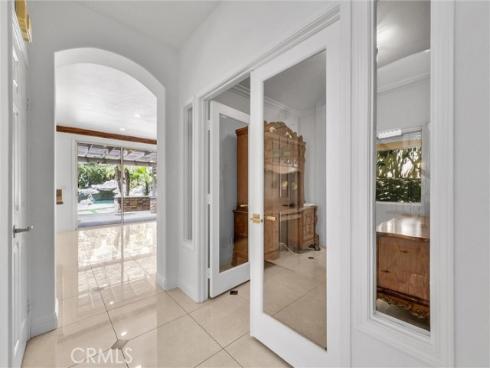 7521 E Hollow Oak   Road, Anaheim, CA