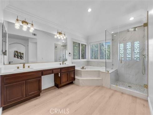 7521 E Hollow Oak   Road, Anaheim, CA