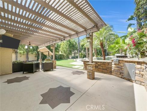 7521 E Hollow Oak   Road, Anaheim, CA