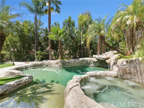 7521 E Hollow Oak   Road, Anaheim, CA