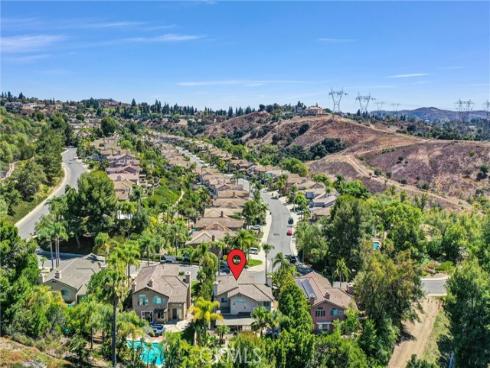 7521 E Hollow Oak   Road, Anaheim, CA