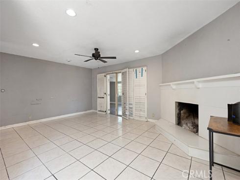 3927 E Rogue , Anaheim, CA