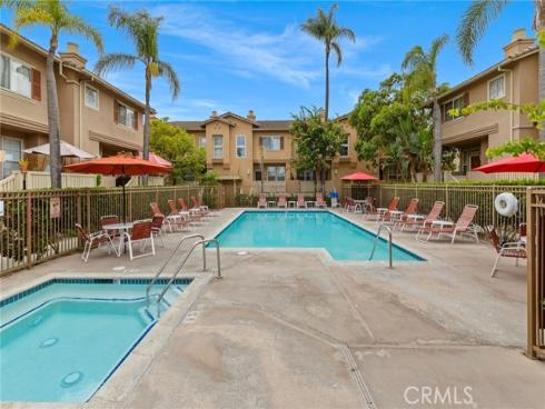 343 W Summerfield Circle, Anaheim, CA