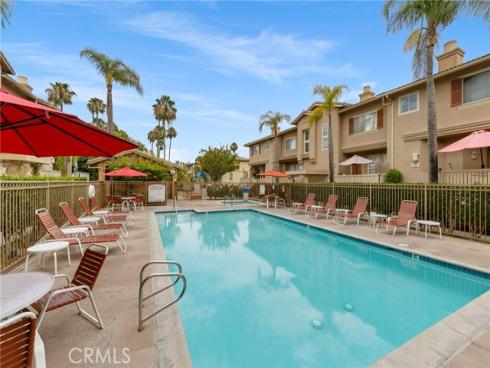 343 W Summerfield Circle, Anaheim, CA