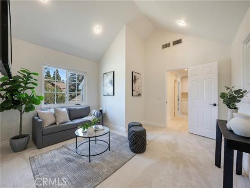 511 S Weymouth   Court, Anaheim, CA