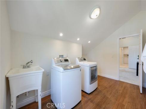 511 S Weymouth   Court, Anaheim, CA