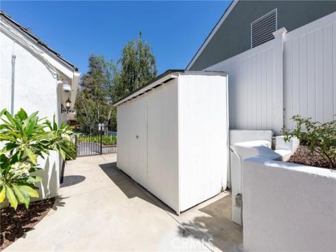 511 S Weymouth   Court, Anaheim, CA