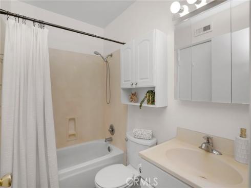 2155 W Banbury Circle, Anaheim, CA