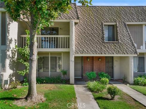 2155 W Banbury Circle, Anaheim, CA