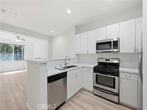1801 E. Katella Avenue 1096