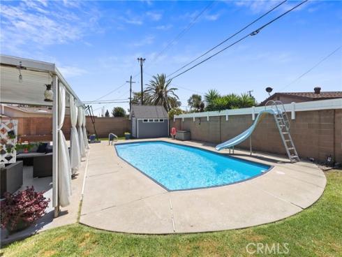 3238 W Ravenswood , Anaheim, CA
