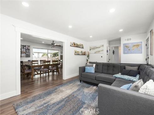 3238 W Ravenswood , Anaheim, CA