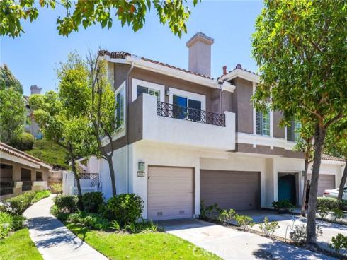 1004 S. Dewcrest