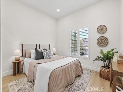 1004 S Dewcrest , Anaheim, CA