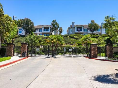 1004 S Dewcrest , Anaheim, CA