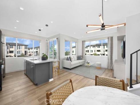 105 S Laxore Street 502
