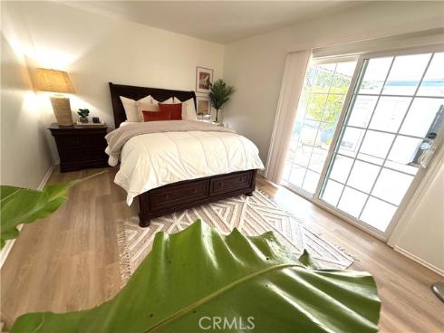 1950 W Glenoaks #a , Anaheim, CA