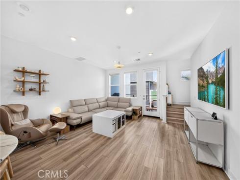 1649 W Lincoln Avenue 103 , Anaheim, CA