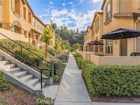 340 S Auburn Heights , Anaheim, CA