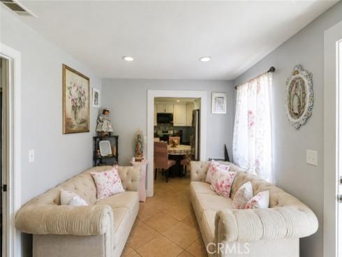 117 E Sycamore , Anaheim, CA