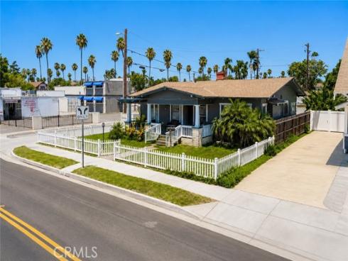 117 E Sycamore  , Anaheim, CA