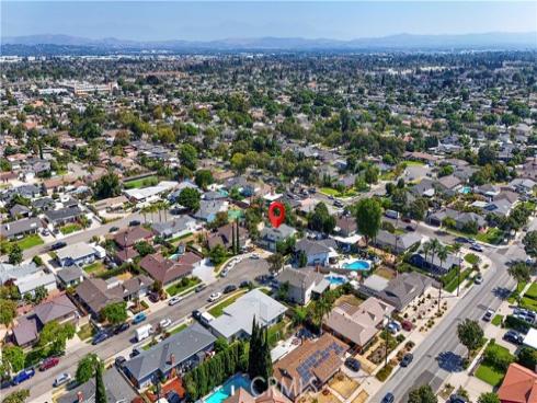 1243 E Live Oak Court, Anaheim, CA