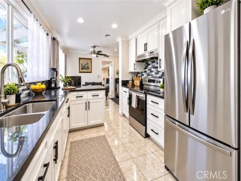 10212  Sherrill  , Anaheim, CA