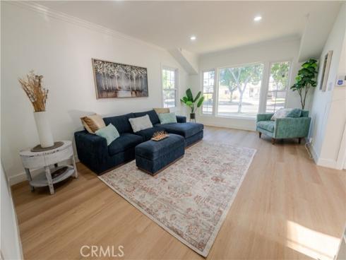 2129 W Cerritos , Anaheim, CA