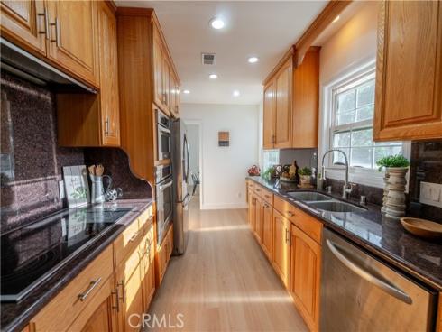 2129 W Cerritos , Anaheim, CA