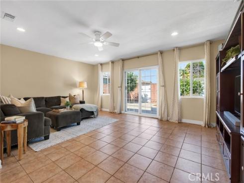 837 N Hanover Street , Anaheim, CA