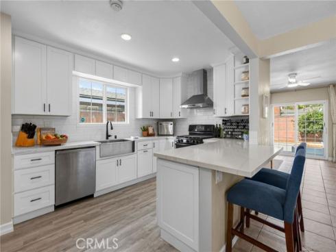 837 N Hanover Street , Anaheim, CA