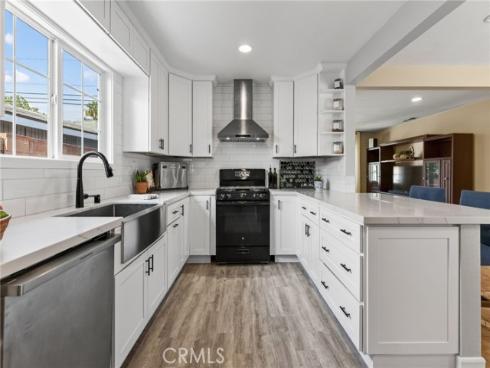 837 N Hanover Street , Anaheim, CA
