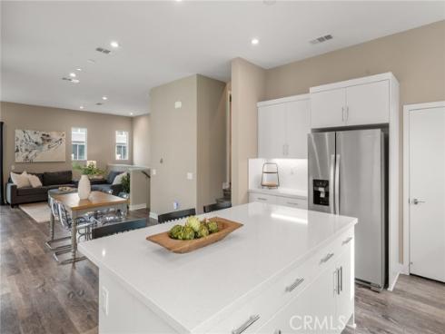 1423 W Cara , Anaheim, CA