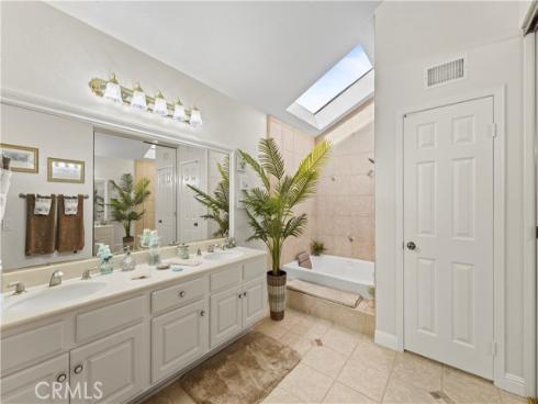 1153 N Outrigger  , Anaheim, CA