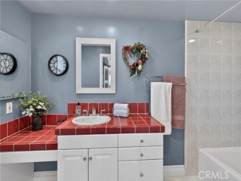 5901 E Hadrians Crescent , Anaheim, CA