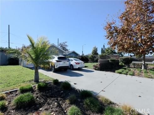 2186 W Huntington , Anaheim, CA