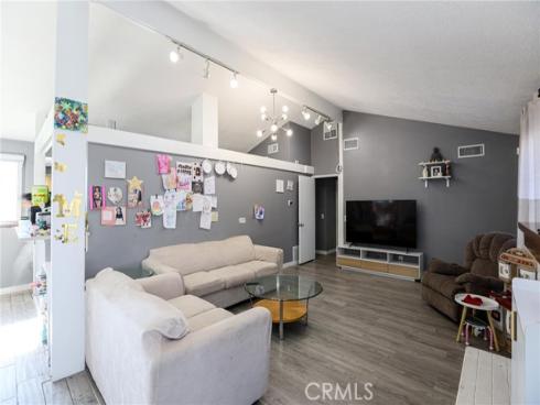 2186 W Huntington , Anaheim, CA